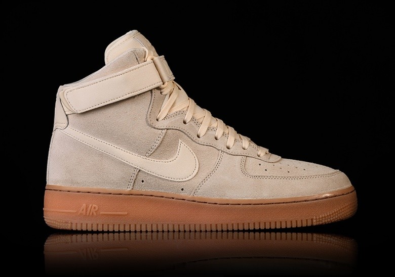 NIKE AIR FORCE 1 HIGH '07 LV8 SUEDE 