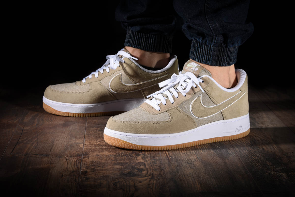 NIKE AIR FORCE 1 '07 KHAKI