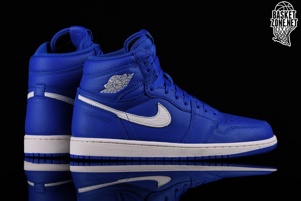 NIKE AIR JORDAN 1 RETRO HIGH OG HYPER ROYAL BG price €97.50