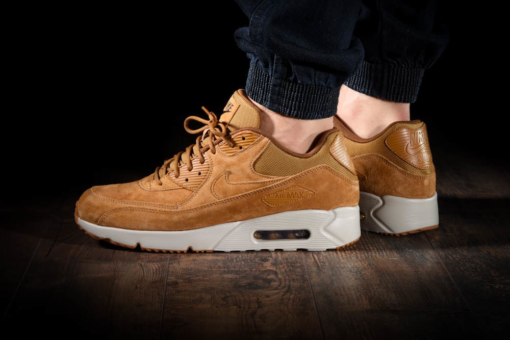 NIKE AIR MAX 90 ULTRA 2.0 LTR for £115 