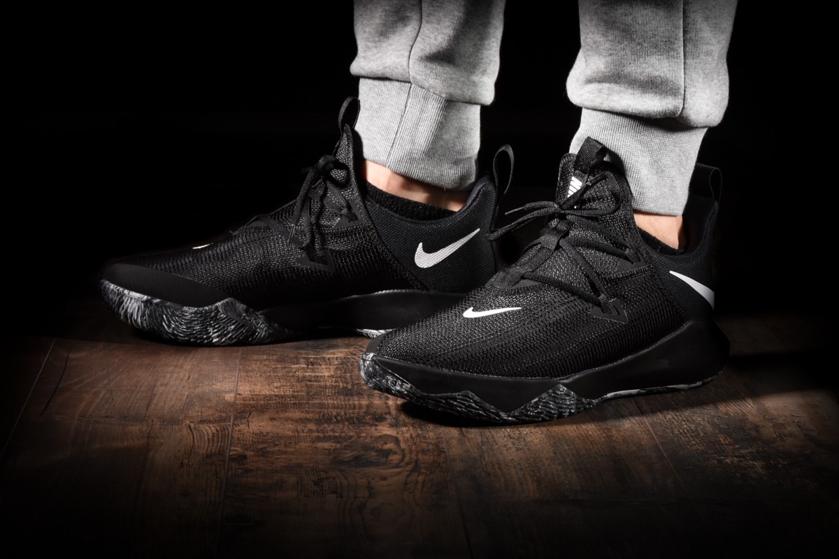 NIKE ZOOM SHIFT 2 BLACKOUT