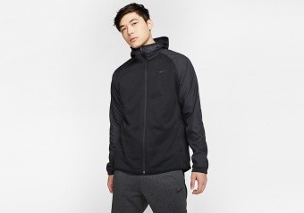 NIKE THERMA WINTERIZED BASKETBALL FULL-ZIP HOODIE BLACK