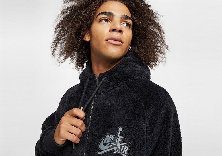NIKE AIR JORDAN WINGS SHERPA SOLID FULL ZIP HOODIE