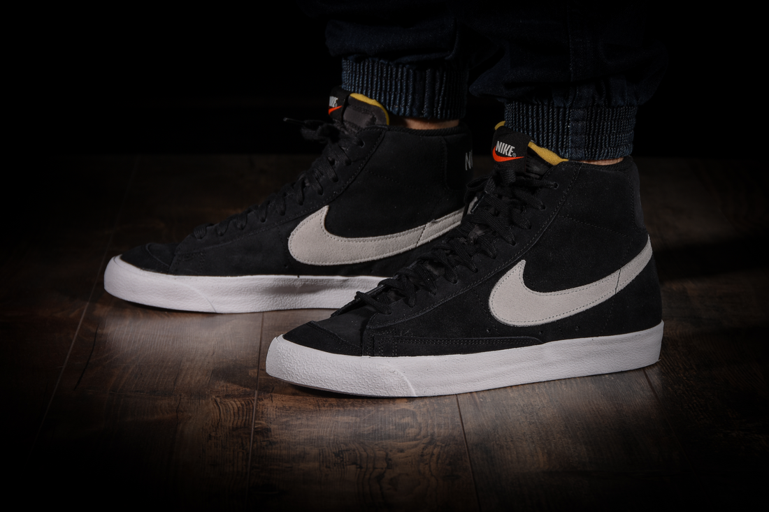 NIKE BLAZER MID VNTG '77 SUEDE