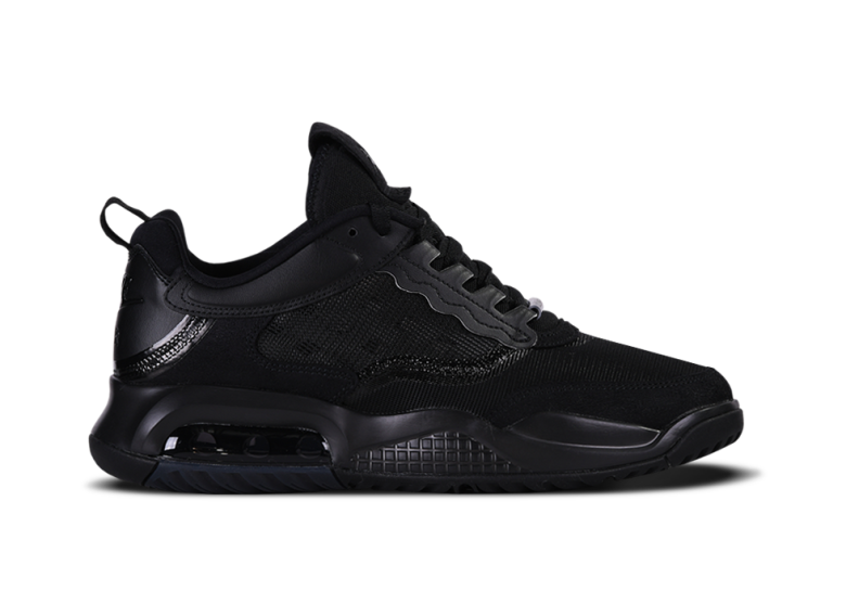 NIKE AIR JORDAN MAX 200 GS TRIPLE BLACK