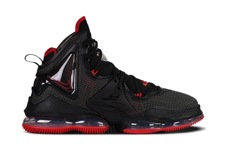 NIKE LEBRON 19 BRED