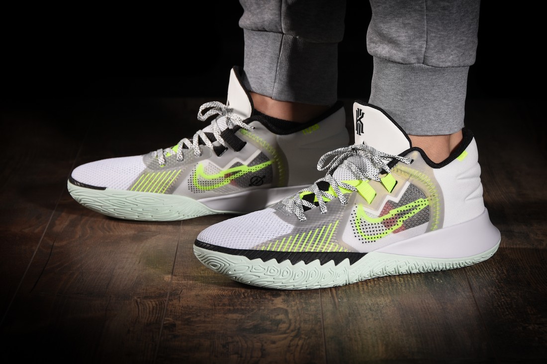 NIKE KYRIE FLYTRAP 5 WHITE VOLT